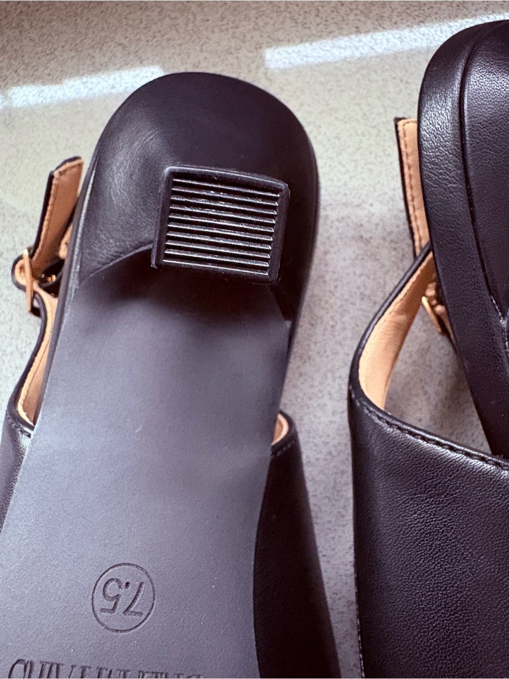 Black Leather Slingback Kitten Heel Pumps - Picture 3 of 5